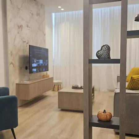 Center Gem Apartment