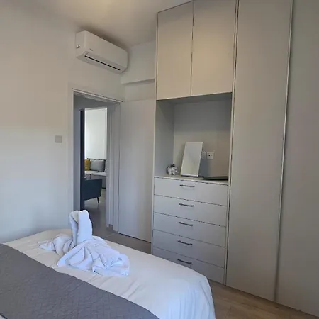 Center Gem Apartment *