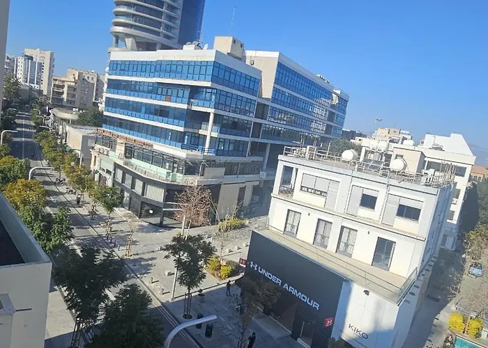 Center Gem Apartment *