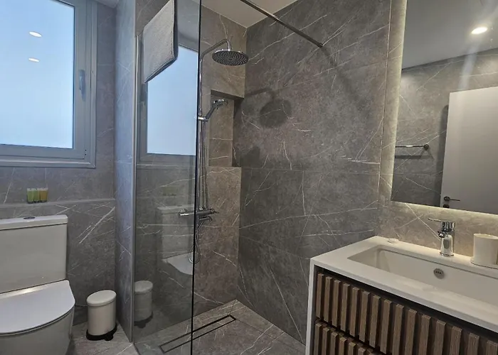 Center Gem Apartment